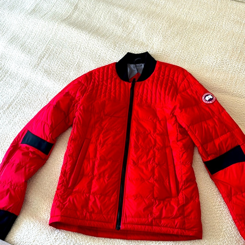 Canada Goose men’s Dunham jacket red small new tags on NWT, hanger included